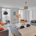 Joli appartement Champs Elysées - 6P